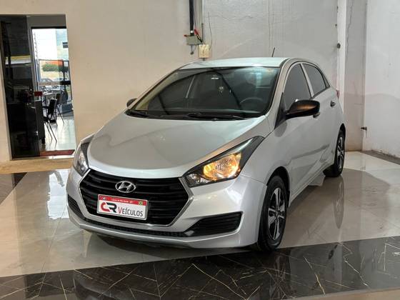 HYUNDAI HB20 1.0 COMFORT 12V FLEX 4P MANUAL HYUNDAI HB20 1.0 COMFORT 12V FLEX 4P MANUAL